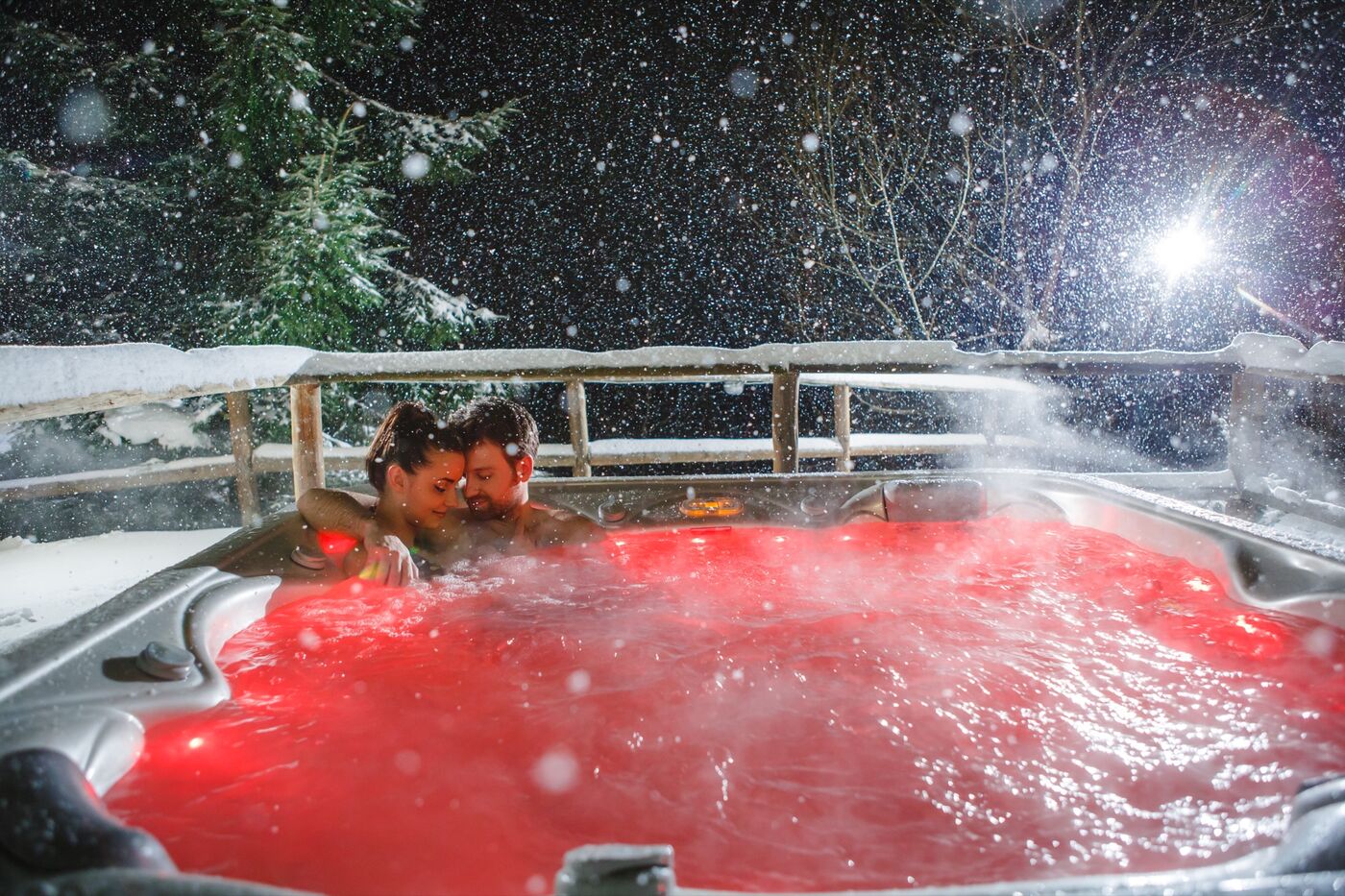 Romantyczne jacuzzi w Hotelu Jawor — relaks we dwoje